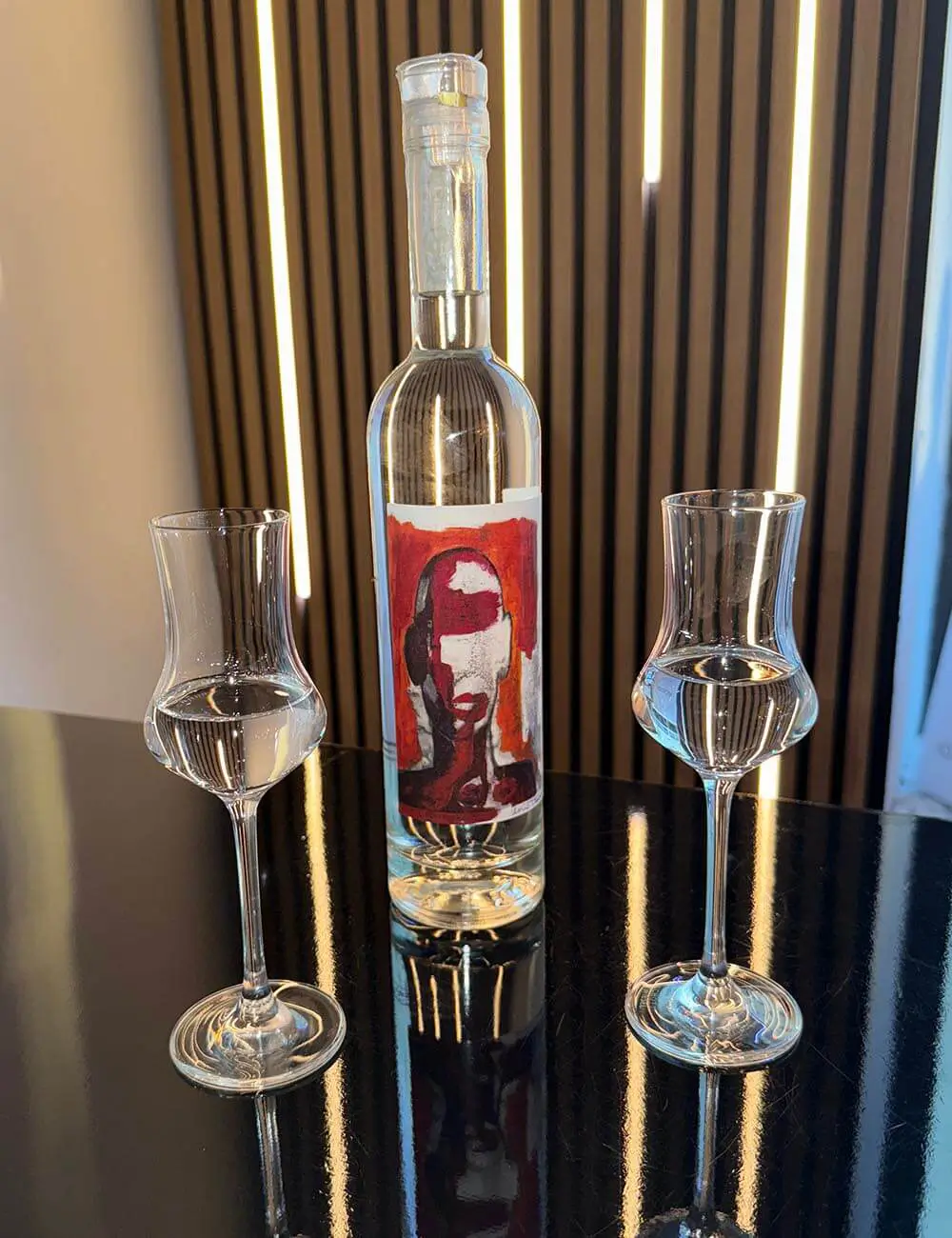 Fasol Menin Millio Grappa Prosecco Morbida mit zwei Gläser