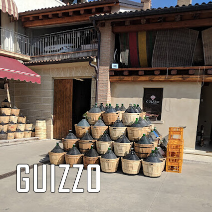 Guizzo – Valdobbiadene Prosecco DOCG Kellerei Guizzo – Valdobbiadene Prosecco DOCG Weingut aus Guia di Valdobbiadene mit klassischer Linie